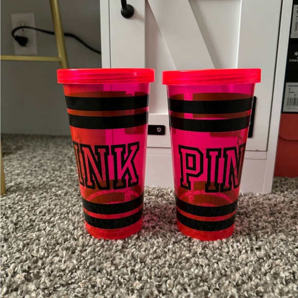 VS pink Vintage cups - Picture 1 of 4